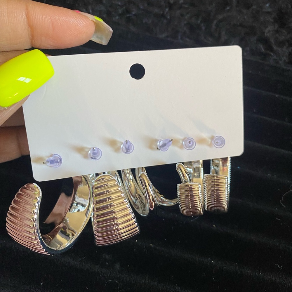 Silver Hoop Earring Set - Picture 4 of 4